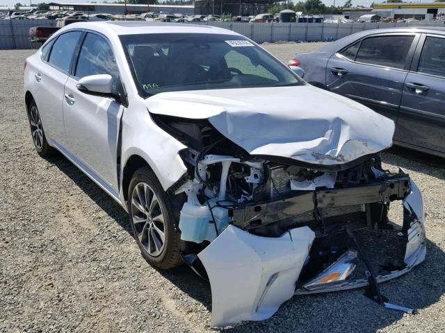 4T1BK1EB6JU273100 - 2018 TOYOTA AVALON XLE WHITE photo 1