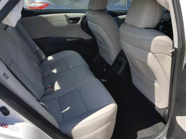 4T1BK1EB6JU273100 - 2018 TOYOTA AVALON XLE WHITE photo 6