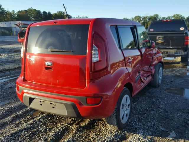 KNDJT2A58D7569371 - 2013 KIA SOUL RED photo 4