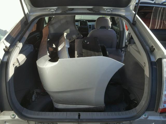 JTDKB20UX73274039 - 2007 TOYOTA PRIUS 银色 照片 9