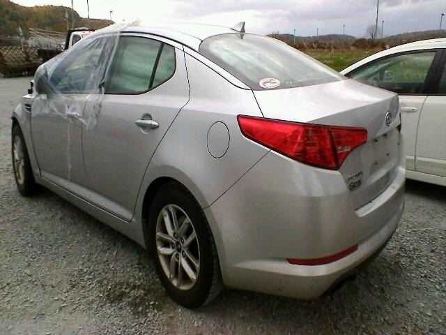 KNAGM4A74B5175411 - 2011 KIA OPTIMA LX SILVER photo 3