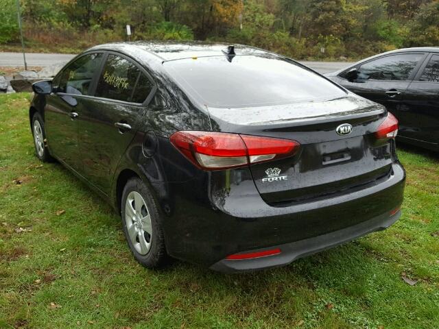 3KPFK4A72HE114320 - 2017 KIA FORTE BLACK photo 3