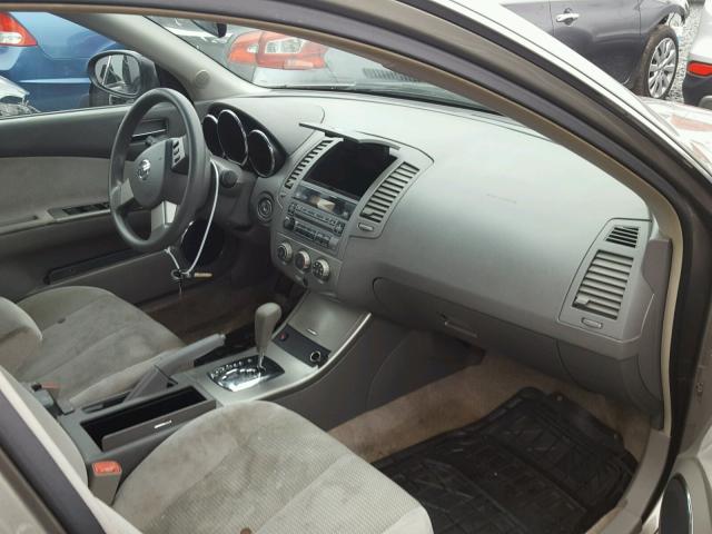 1N4AL11D85C301694 - 2005 NISSAN ALTIMA GRAY photo 5