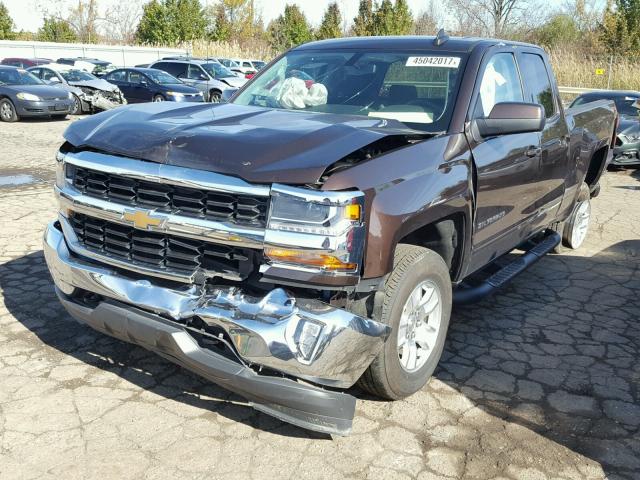 1GCVKREHXGZ213160 - 2016 CHEVROLET SILVERADO BROWN photo 2