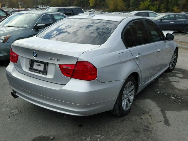 WBAPK5G54BNN30644 - 2011 BMW 328 XI SUL SILVER photo 4