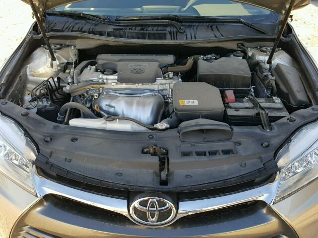 4T1BF1FK6HU637724 - 2017 TOYOTA CAMRY LE TAN photo 7