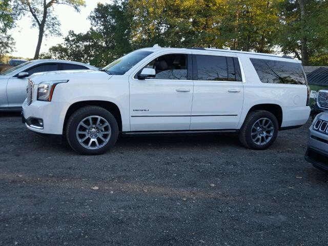 1GKS2HKJ5HR154044 - 2017 GMC YUKON XL D WHITE photo 9