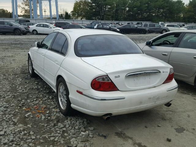 SAJDA01C5YFL63086 - 2000 JAGUAR S-TYPE WHITE photo 3