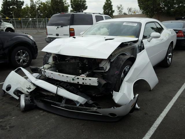 2C3CDYAG5DH649651 - 2013 DODGE CHALLENGER WHITE photo 2