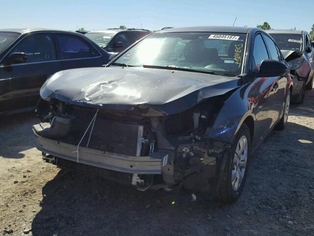 1G1PA5SH4D7214152 - 2013 CHEVROLET CRUZE LS GRAY photo 2