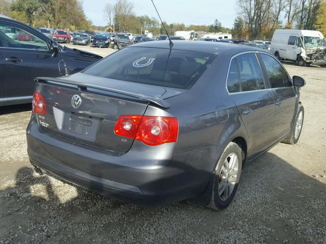 3VWEF71K67M200317 - 2007 VOLKSWAGEN JETTA GRAY photo 4