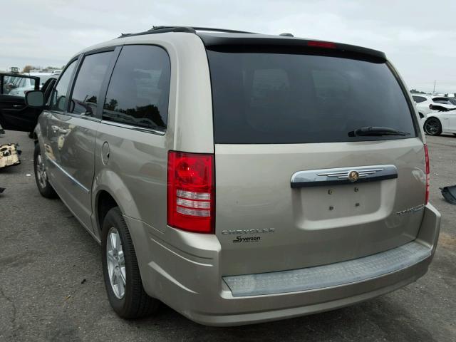 2A8HR54129R598256 - 2009 CHRYSLER TOWN & COU TAN photo 3