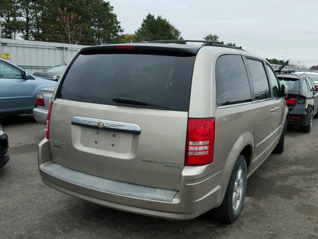 2A8HR54129R598256 - 2009 CHRYSLER TOWN & COU TAN photo 4