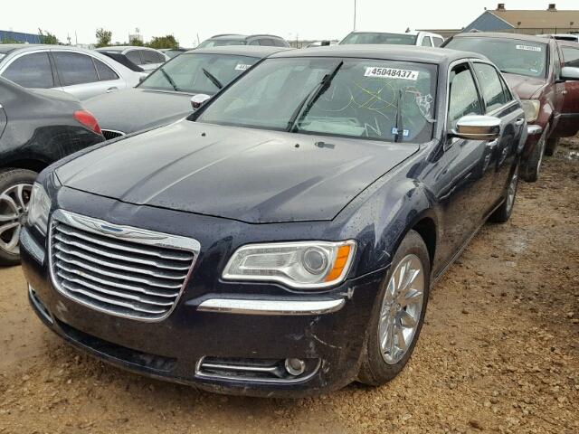 2C3CCACGXCH216588 - 2012 CHRYSLER 300 LIMITE BLUE photo 2