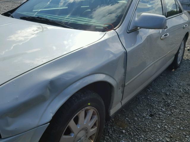 1LNHM86S35Y604841 - 2005 LINCOLN LS 白色 照片 9