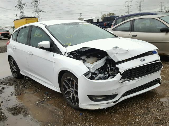 1FADP3K29GL219955 - 2016 FORD FOCUS SE WHITE photo 1