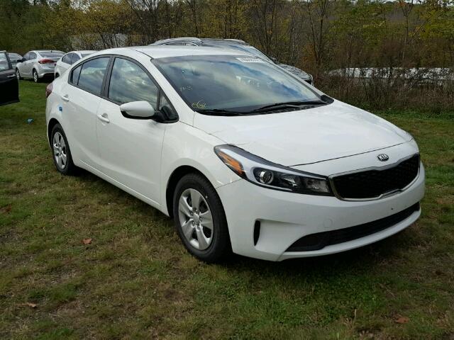 3KPFK4A71HE069533 - 2017 KIA FORTE WHITE photo 1