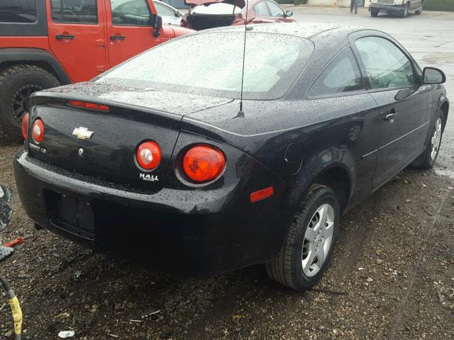 1G1AK18F287259548 - 2008 CHEVROLET COBALT LS BLACK photo 4