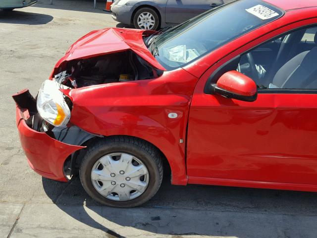 KL1TD56678B060732 - 2008 CHEVROLET AVEO BASE Czerwony zdjęcie 9