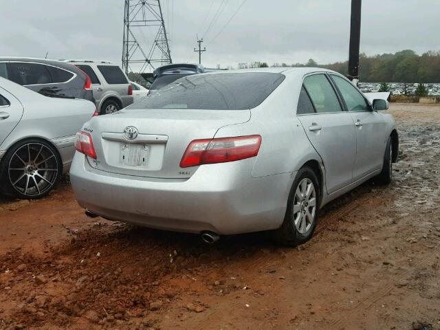 4T1BK46K58U563094 - 2008 TOYOTA CAMRY LE ვერცხლისფერი ფოტო 4