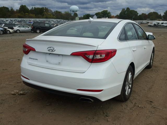 5NPE24AF0HH552221 - 2017 HYUNDAI SONATA SE BLACK photo 4