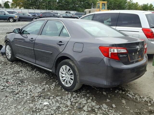 4T4BF1FKXER366197 - 2014 TOYOTA CAMRY L GRAY photo 3