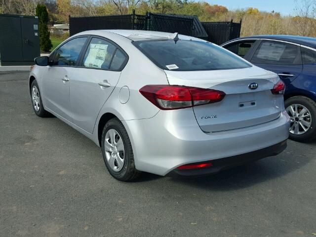 3KPFK4A79HE077671 - 2017 KIA FORTE SILVER photo 3