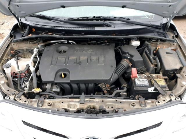 2T1BU4EEXDC949964 - 2013 TOYOTA COROLLA BA SILVER photo 7