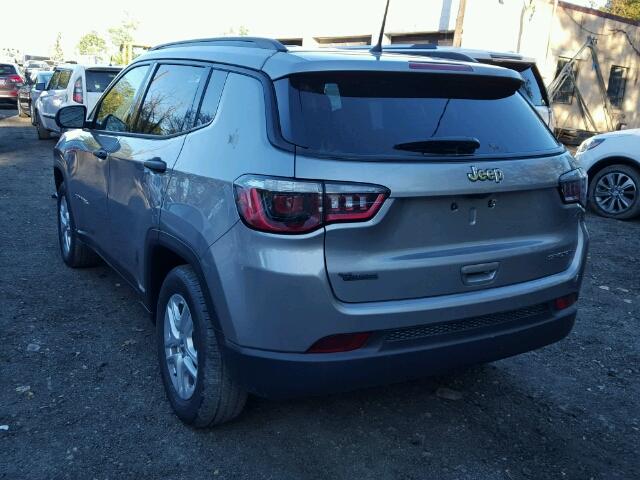 3C4NJCAB2JT125445 - 2018 JEEP COMPASS SP GRAY photo 3