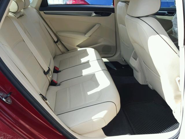 1VWDT7A32HC066180 - 2017 VOLKSWAGEN PASSAT R-L MAROON photo 6