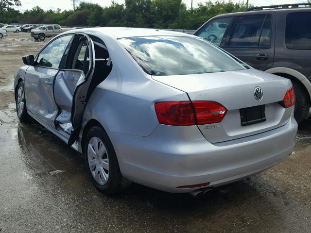 3VW2K7AJ7CM349349 - 2012 VOLKSWAGEN JETTA BASE SILVER photo 3