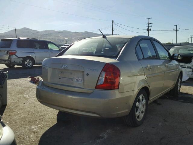 KMHCN46C26U026071 - 2006 HYUNDAI ACCENT GOLD photo 4