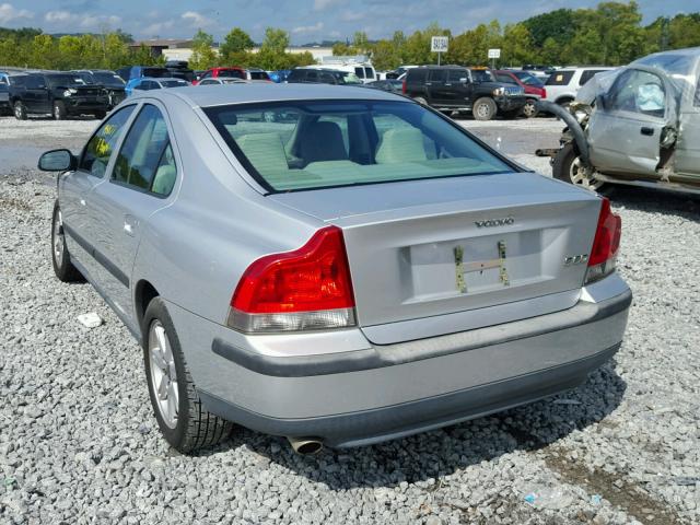 YV1RS58D912092263 - 2001 VOLVO S60 2.4T SILVER photo 3