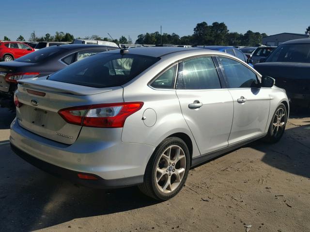 1FAHP3J22CL238716 - 2012 FORD FOCUS SILVER photo 4