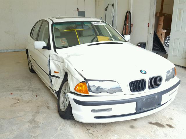 WBAAM3342YKC69979 - 2000 BMW 323 I WHITE photo 1