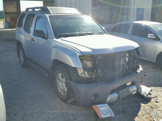 5N1AN08WX8C528195 - 2008 NISSAN XTERRA SILVER photo 1