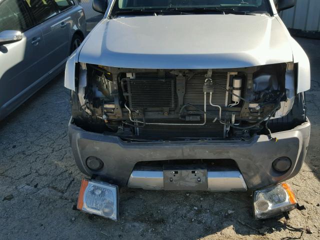 5N1AN08WX8C528195 - 2008 NISSAN XTERRA SILVER photo 9