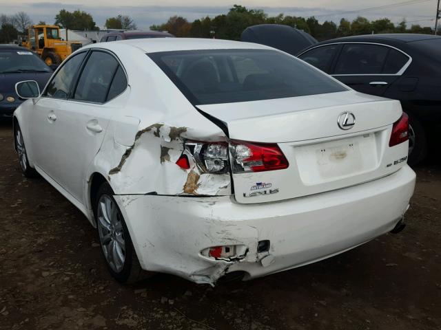 JTHCK262565006561 - 2006 LEXUS IS 250 WHITE photo 3