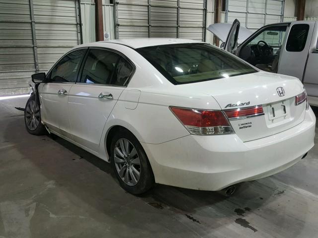 1HGCP3F84CA012689 - 2012 HONDA ACCORD EXL WHITE photo 3