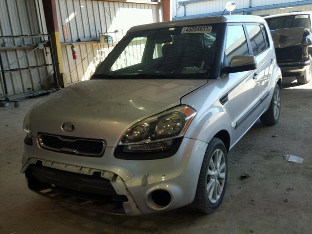 KNDJT2A64C7378179 - 2012 KIA SOUL + SILVER photo 2