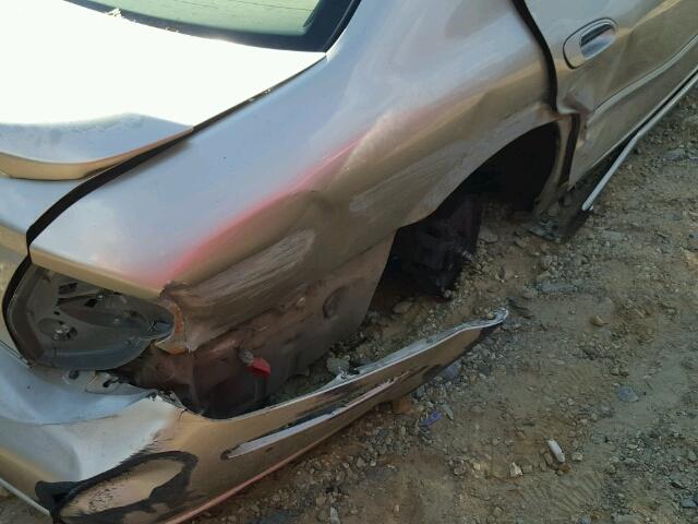 JN1DA31A83T426757 - 2003 NISSAN MAXIMA GLE GOLD photo 9