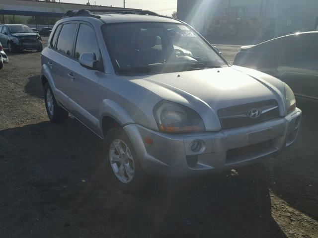 KM8JN12B39U976088 - 2009 HYUNDAI TUCSON SE SILVER photo 1