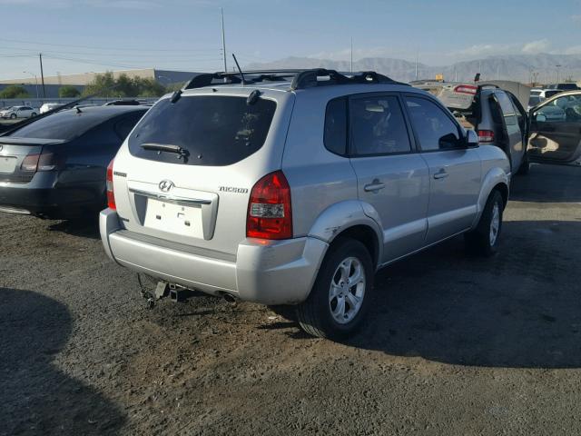 KM8JN12B39U976088 - 2009 HYUNDAI TUCSON SE SILVER photo 4