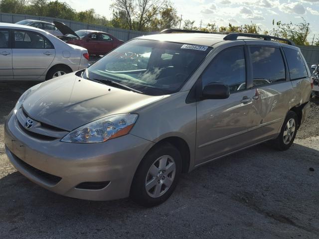 5TDZK23C48S115857 - 2008 TOYOTA SIENNA CE GOLD photo 2