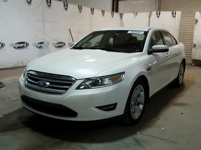 1FAHP2EW4CG137323 - 2012 FORD TAURUS WHITE photo 2