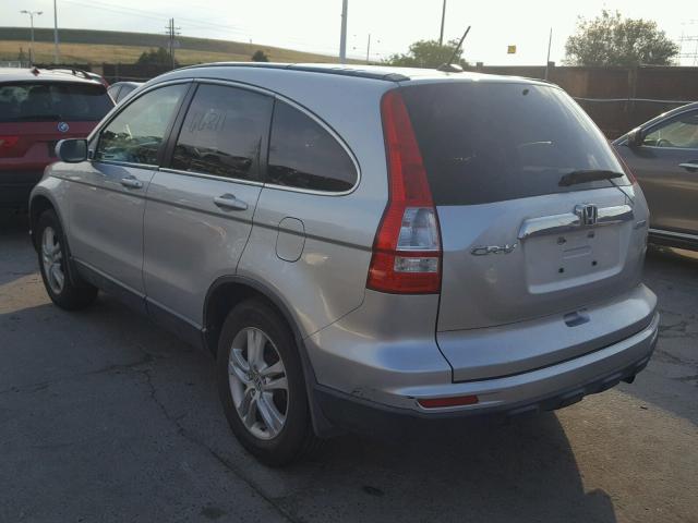 JHLRE4H79BC010628 - 2011 HONDA CR-V EXL SILVER photo 3