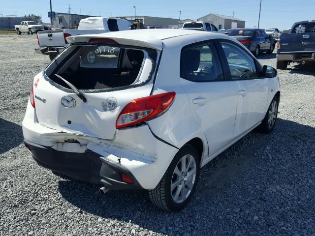 JM1DE1LYXC0143200 - 2012 MAZDA MAZDA2 WHITE photo 4