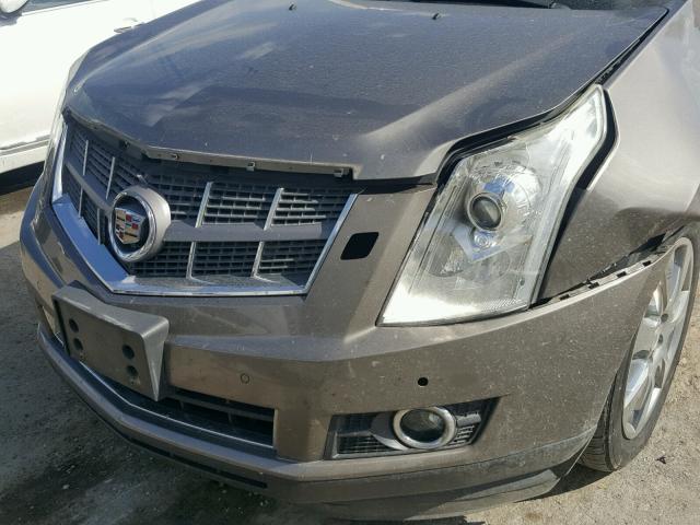 3GYFNBEY7BS672553 - 2011 CADILLAC SRX PERFOR 棕色 照片 9