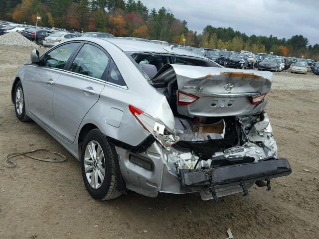 5NPEB4AC7BH299623 - 2011 HYUNDAI SONATA GLS GRAY photo 3