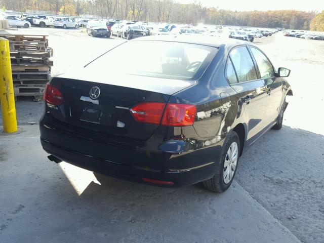 3VW2K7AJ6EM208209 - 2014 VOLKSWAGEN JETTA BASE BLACK photo 4